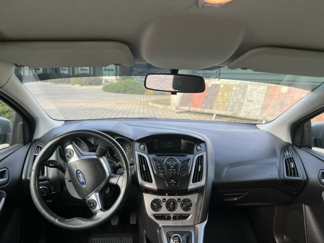 Сірий Форд Фокус, об'ємом двигуна 1 л та пробігом 213 тис. км за 6600 $, фото 8 на Automoto.ua