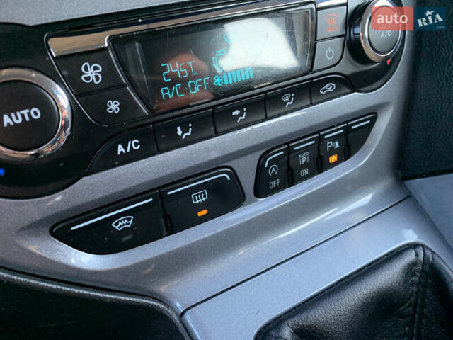 Серый Форд Фокус, объемом двигателя 1.6 л и пробегом 236 тыс. км за 7500 $, фото 39 на Automoto.ua
