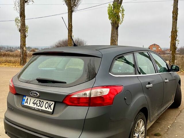 Серый Форд Фокус, объемом двигателя 2 л и пробегом 231 тыс. км за 6700 $, фото 2 на Automoto.ua