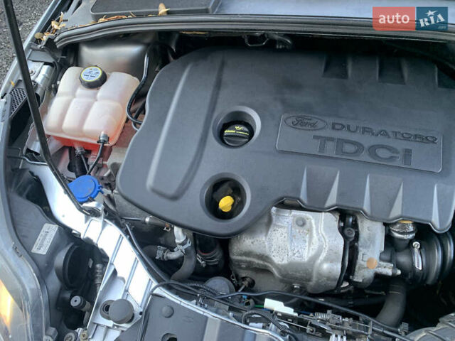 Форд Фокус 2013 в Ровно на Automoto.ua Серый Форд Фокус, объемом двигателя 1.6 л и пробегом 236 тыс. км за 7950 $, фото 13 на Automoto.ua