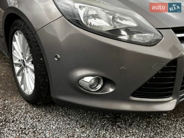 Серый Форд Фокус, объемом двигателя 2 л и пробегом 210 тыс. км за 7900 $, фото 15 на Automoto.ua