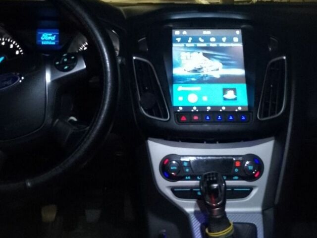 Сірий Форд Фокус, об'ємом двигуна 1 л та пробігом 183 тис. км за 6500 $, фото 13 на Automoto.ua
