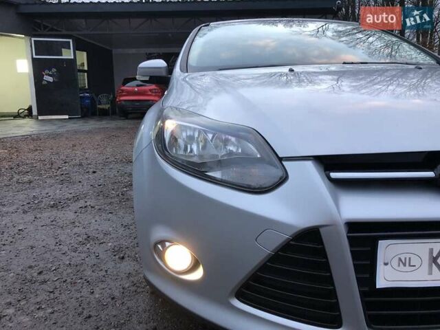 Серый Форд Фокус, объемом двигателя 1.6 л и пробегом 209 тыс. км за 7500 $, фото 3 на Automoto.ua