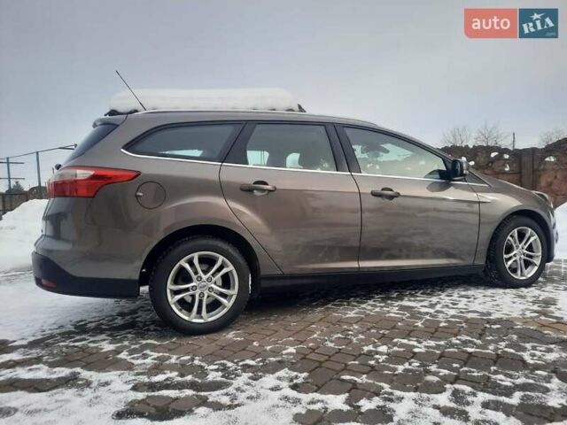 Сірий Форд Фокус, об'ємом двигуна 1.6 л та пробігом 258 тис. км за 8199 $, фото 1 на Automoto.ua