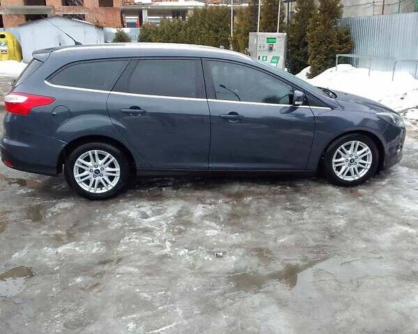 Серый Форд Фокус, объемом двигателя 1.56 л и пробегом 318 тыс. км за 8599 $, фото 4 на Automoto.ua