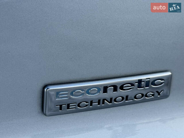 Серый Форд Фокус, объемом двигателя 1.6 л и пробегом 219 тыс. км за 8750 $, фото 53 на Automoto.ua