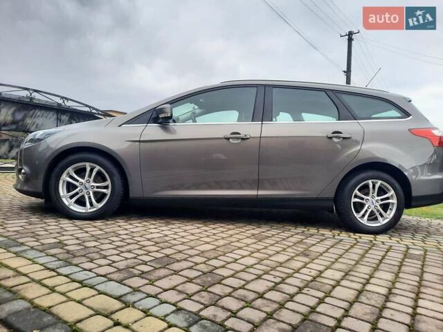 Серый Форд Фокус, объемом двигателя 1.6 л и пробегом 258 тыс. км за 8299 $, фото 16 на Automoto.ua