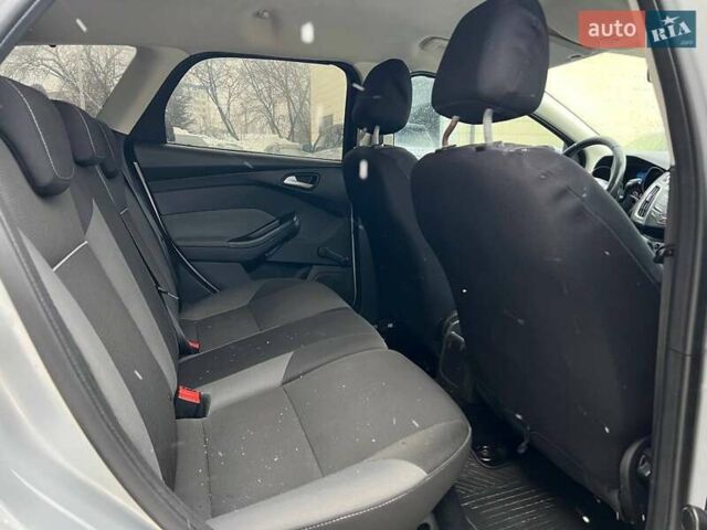 Серый Форд Фокус, объемом двигателя 1.56 л и пробегом 282 тыс. км за 7800 $, фото 24 на Automoto.ua