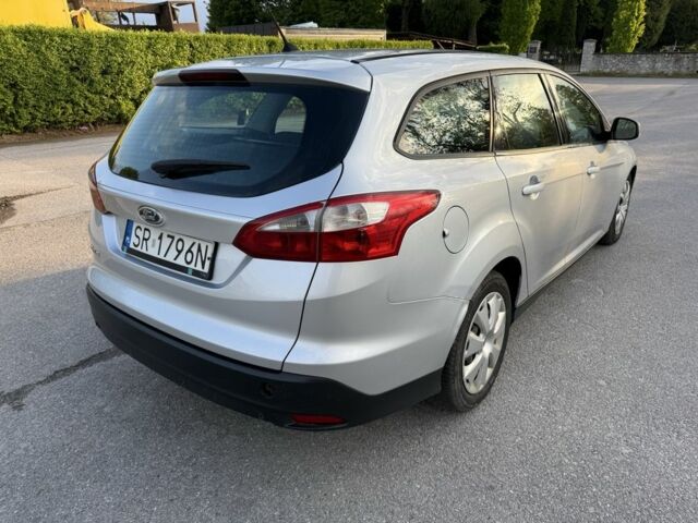 Сірий Форд Фокус, об'ємом двигуна 0 л та пробігом 312 тис. км за 2681 $, фото 4 на Automoto.ua