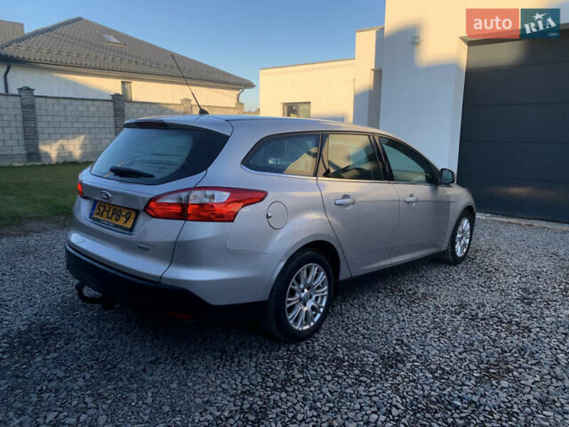Серый Форд Фокус, объемом двигателя 1.6 л и пробегом 236 тыс. км за 7800 $, фото 2 на Automoto.ua