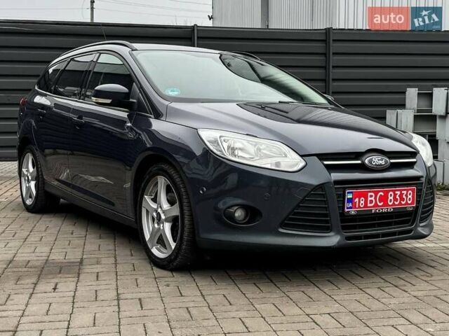 Серый Форд Фокус, объемом двигателя 1.6 л и пробегом 200 тыс. км за 8700 $, фото 15 на Automoto.ua