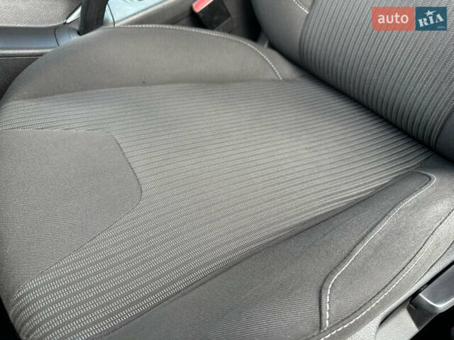 Форд Фокус 2013 у Стрые на Automoto.ua Сірий Форд Фокус, об'ємом двигуна 1.6 л та пробігом 217 тис. км за 8350 $, фото 82 на Automoto.ua