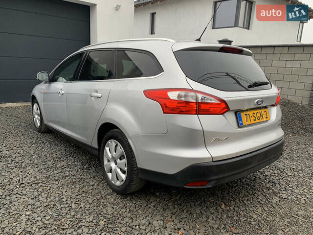 Серый Форд Фокус, объемом двигателя 1.6 л и пробегом 215 тыс. км за 8200 $, фото 9 на Automoto.ua