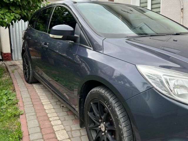 Сірий Форд Фокус, об'ємом двигуна 1.6 л та пробігом 230 тис. км за 6999 $, фото 3 на Automoto.ua
