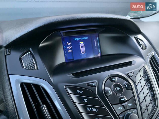 Серый Форд Фокус, объемом двигателя 1.6 л и пробегом 236 тыс. км за 7500 $, фото 27 на Automoto.ua