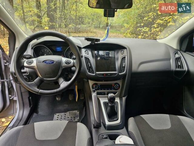 Сірий Форд Фокус, об'ємом двигуна 1 л та пробігом 80 тис. км за 7500 $, фото 22 на Automoto.ua