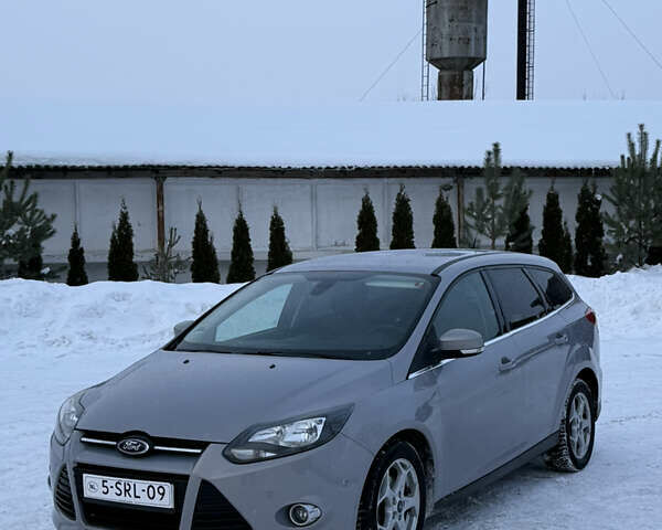 Серый Форд Фокус, объемом двигателя 1.56 л и пробегом 225 тыс. км за 8800 $, фото 3 на Automoto.ua