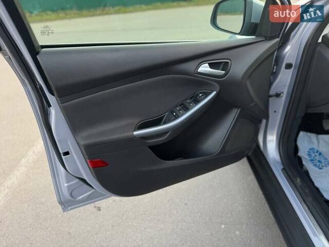Сірий Форд Фокус, об'ємом двигуна 2 л та пробігом 193 тис. км за 7600 $, фото 14 на Automoto.ua