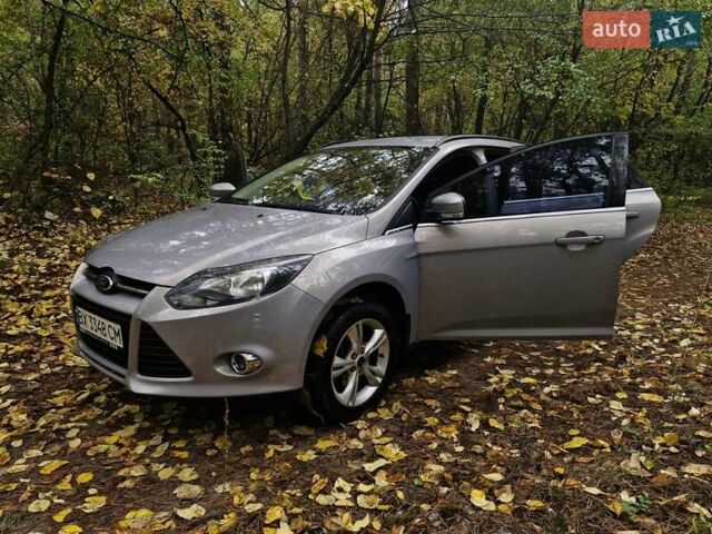 Сірий Форд Фокус, об'ємом двигуна 1 л та пробігом 80 тис. км за 7500 $, фото 9 на Automoto.ua