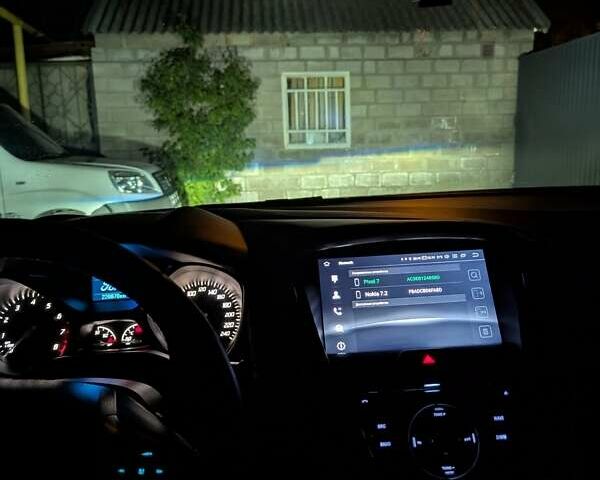 Сірий Форд Фокус, об'ємом двигуна 1 л та пробігом 222 тис. км за 6500 $, фото 27 на Automoto.ua