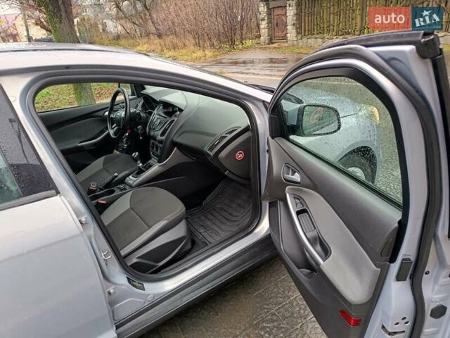 Серый Форд Фокус, объемом двигателя 1.6 л и пробегом 236 тыс. км за 6900 $, фото 11 на Automoto.ua