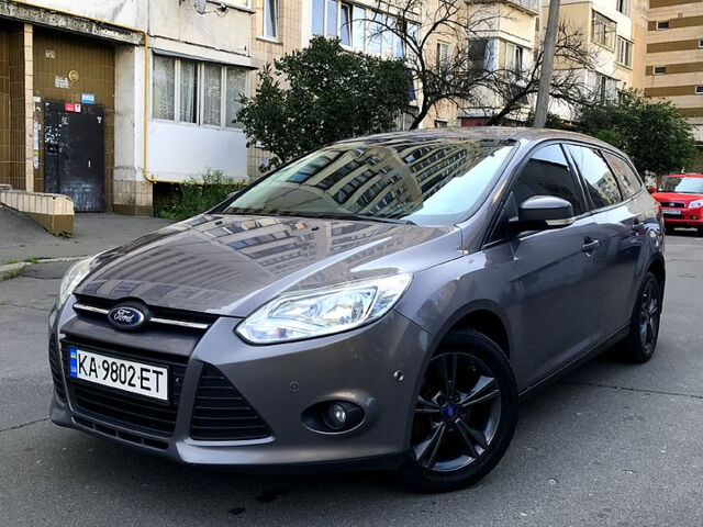 Сірий Форд Фокус, об'ємом двигуна 1.6 л та пробігом 265 тис. км за 7800 $, фото 1 на Automoto.ua