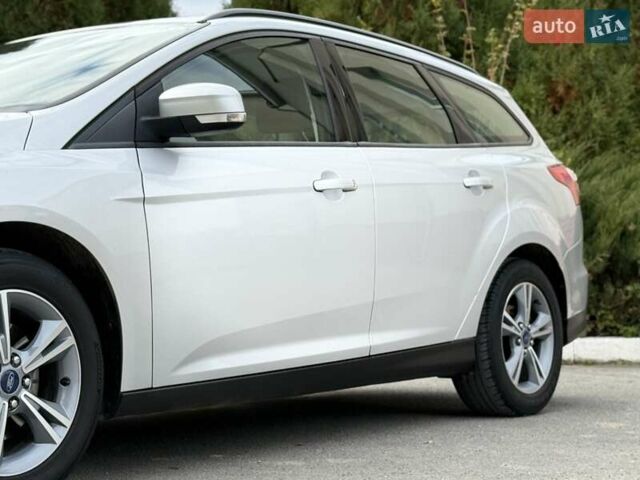 Сірий Форд Фокус, об'ємом двигуна 2 л та пробігом 265 тис. км за 8650 $, фото 7 на Automoto.ua