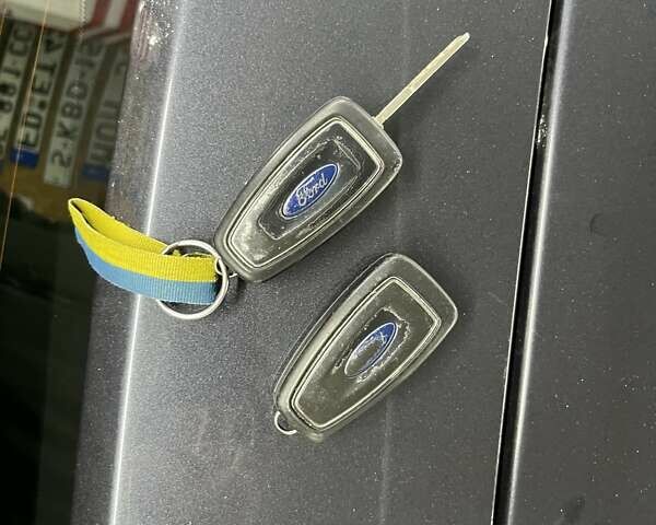 Форд Фокус 2014 у Нежине на Automoto.ua Сірий Форд Фокус, об'ємом двигуна 1.6 л та пробігом 230 тис. км за 8000 $, фото 25 на Automoto.ua