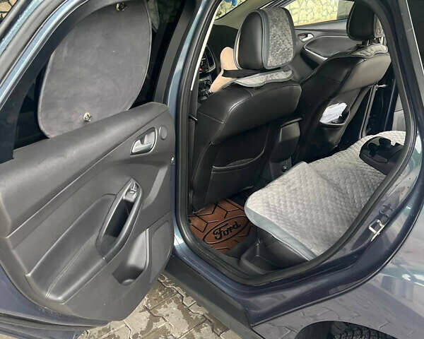 Сірий Форд Фокус, об'ємом двигуна 2 л та пробігом 300 тис. км за 8200 $, фото 13 на Automoto.ua