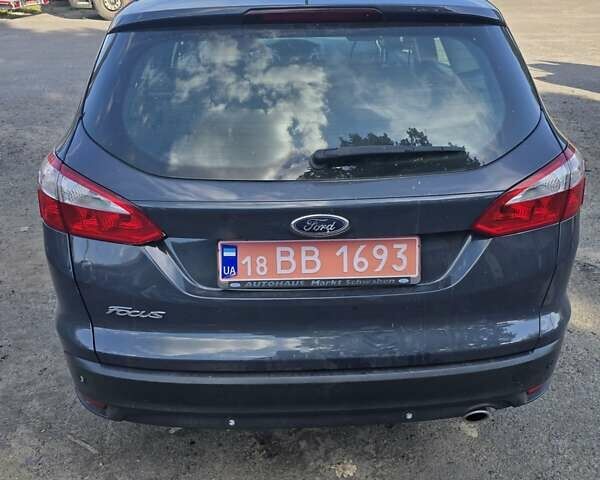 Форд Фокус 2014 у Дубно на Automoto.ua Сірий Форд Фокус, об'ємом двигуна 2 л та пробігом 239 тис. км за 8100 $, фото 9 на Automoto.ua