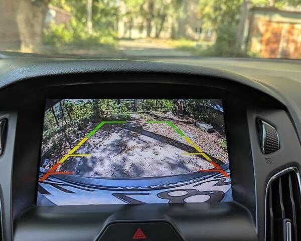 Сірий Форд Фокус, об'ємом двигуна 1 л та пробігом 222 тис. км за 6500 $, фото 21 на Automoto.ua