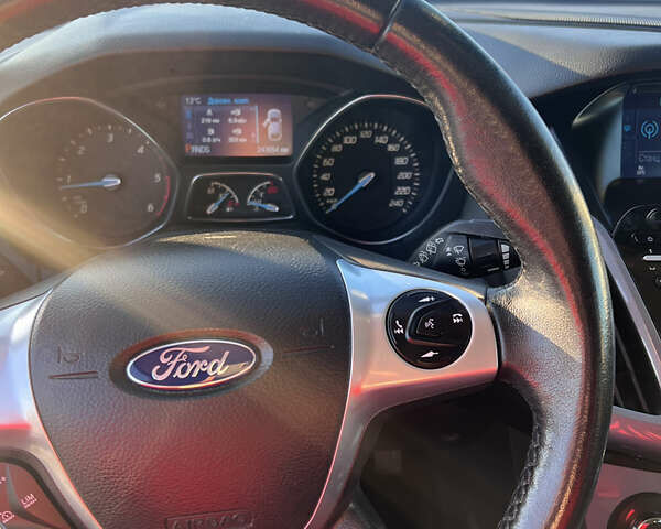 Серый Форд Фокус, объемом двигателя 2 л и пробегом 243 тыс. км за 9150 $, фото 37 на Automoto.ua