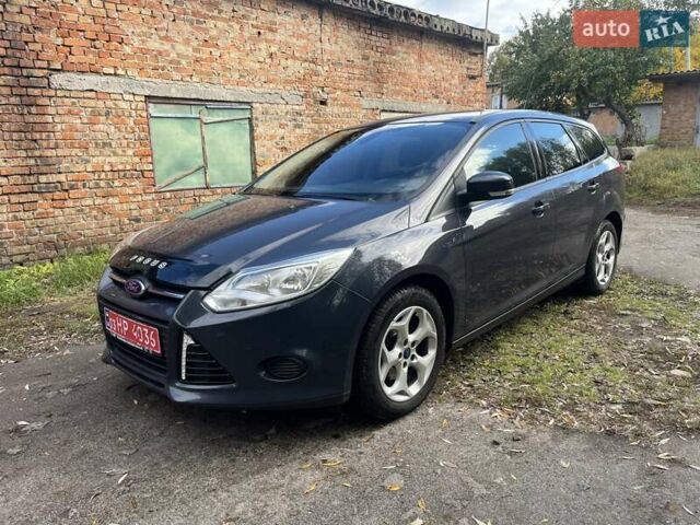 Форд Фокус 2014 у Нежине на Automoto.ua Сірий Форд Фокус, об'ємом двигуна 1.6 л та пробігом 230 тис. км за 8000 $, фото 1 на Automoto.ua