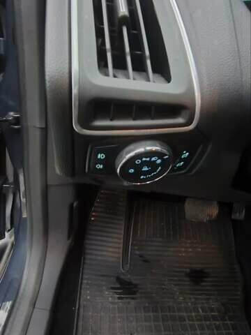 Сірий Форд Фокус, об'ємом двигуна 2 л та пробігом 212 тис. км за 7999 $, фото 10 на Automoto.ua