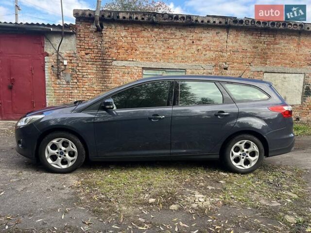 Форд Фокус 2014 у Нежине на Automoto.ua Сірий Форд Фокус, об'ємом двигуна 1.6 л та пробігом 230 тис. км за 8000 $, фото 4 на Automoto.ua