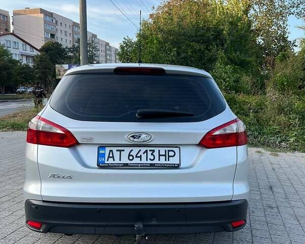 Серый Форд Фокус, объемом двигателя 1.6 л и пробегом 314 тыс. км за 7900 $, фото 8 на Automoto.ua