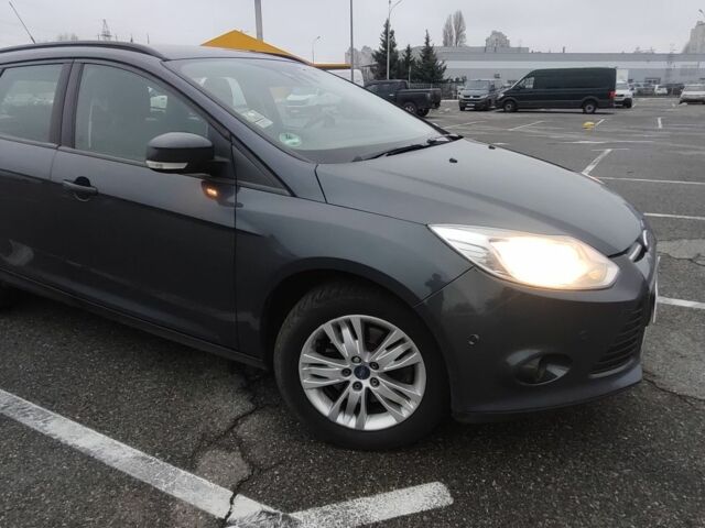 Серый Форд Фокус, объемом двигателя 2 л и пробегом 212 тыс. км за 7999 $, фото 3 на Automoto.ua