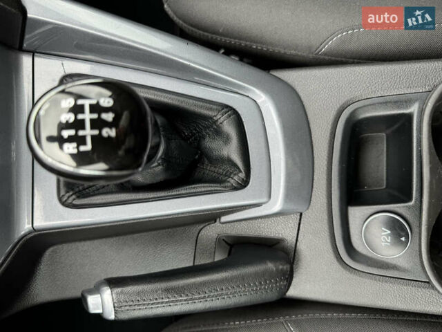 Форд Фокус 2014 в Стрые на Automoto.ua Серый Форд Фокус, объемом двигателя 1.6 л и пробегом 218 тыс. км за 8750 $, фото 50 на Automoto.ua