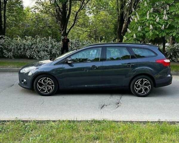 Форд Фокус 2014 в Львове на Automoto.ua Серый Форд Фокус, объемом двигателя 2 л и пробегом 252 тыс. км за 8100 $, фото 12 на Automoto.ua