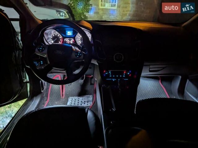 Сірий Форд Фокус, об'ємом двигуна 1 л та пробігом 222 тис. км за 6500 $, фото 14 на Automoto.ua