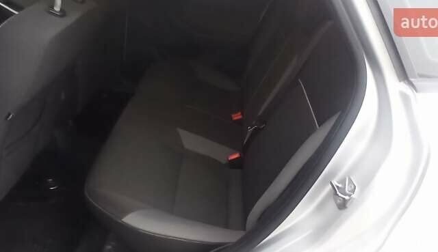 Серый Форд Фокус, объемом двигателя 2 л и пробегом 288 тыс. км за 6700 $, фото 11 на Automoto.ua