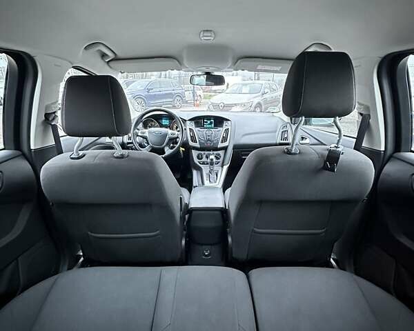 Серый Форд Фокус, объемом двигателя 2 л и пробегом 239 тыс. км за 8200 $, фото 13 на Automoto.ua