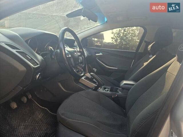 Серый Форд Фокус, объемом двигателя 2 л и пробегом 275 тыс. км за 8100 $, фото 11 на Automoto.ua