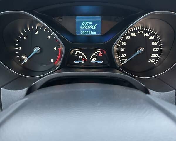 Серый Форд Фокус, объемом двигателя 2 л и пробегом 239 тыс. км за 8200 $, фото 33 на Automoto.ua