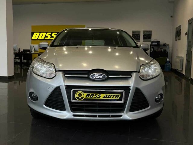 Форд Фокус 2014 у Львові на Automoto.ua Сірий Форд Фокус, об'ємом двигуна 1.6 л та пробігом 263 тис. км за 7600 $, фото 1 на Automoto.ua