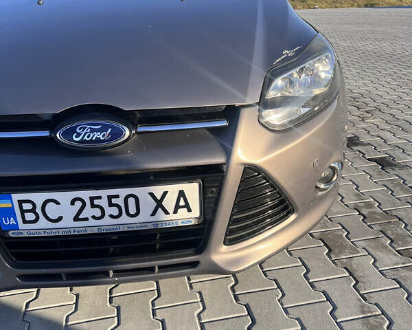 Серый Форд Фокус, объемом двигателя 2 л и пробегом 243 тыс. км за 9150 $, фото 5 на Automoto.ua