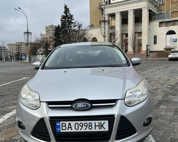Серый Форд Фокус, объемом двигателя 2 л и пробегом 125 тыс. км за 8200 $, фото 7 на Automoto.ua