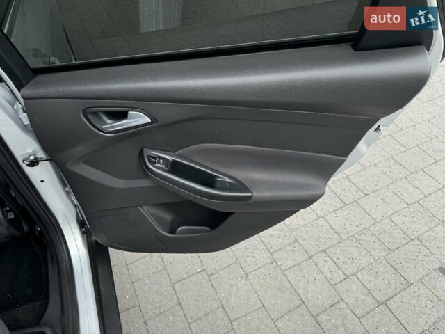 Форд Фокус 2014 в Стрые на Automoto.ua Серый Форд Фокус, объемом двигателя 1.6 л и пробегом 218 тыс. км за 8750 $, фото 77 на Automoto.ua