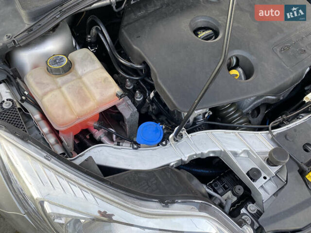 Серый Форд Фокус, объемом двигателя 1.6 л и пробегом 212 тыс. км за 7900 $, фото 14 на Automoto.ua
