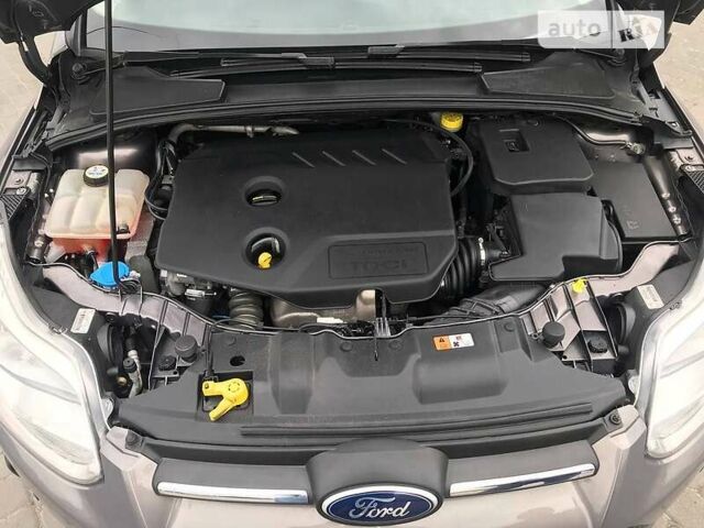 Сірий Форд Фокус, об'ємом двигуна 1.6 л та пробігом 196 тис. км за 8500 $, фото 9 на Automoto.ua